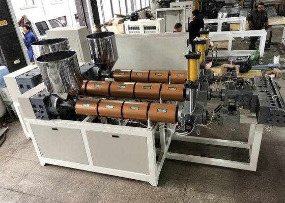 Τα αυτόματα τρόφιμα μηχανών φουσκαλών PVC παίρνουν μαζί το μίας χρήσης καλαθάκι με φαγητό κατασκευάζοντας τη μηχανή